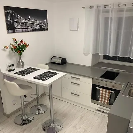 Byteček V Přízemí . Apartmán *
