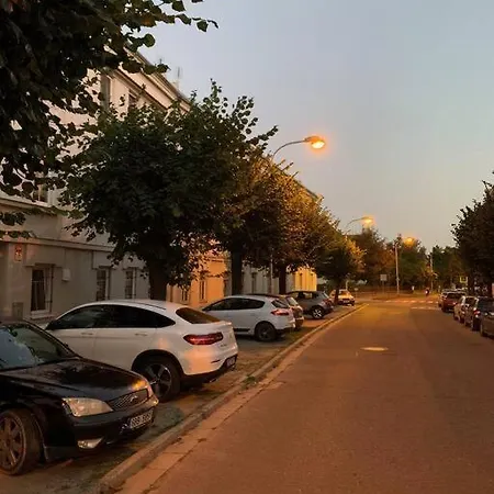 Byteček V Přízemí . Apartmán Znojmo